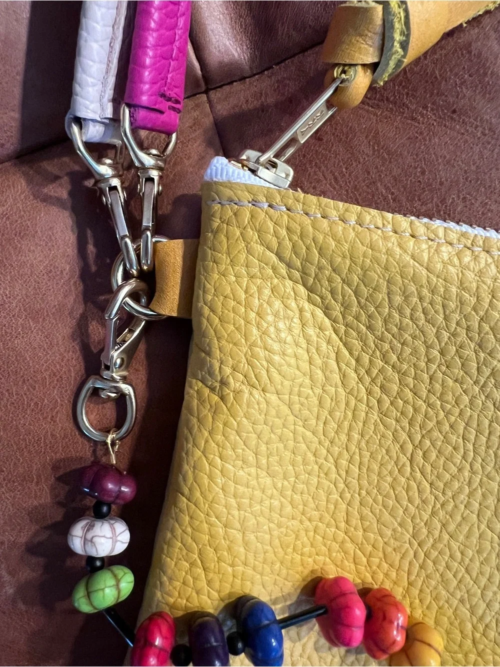Baqette leather brand